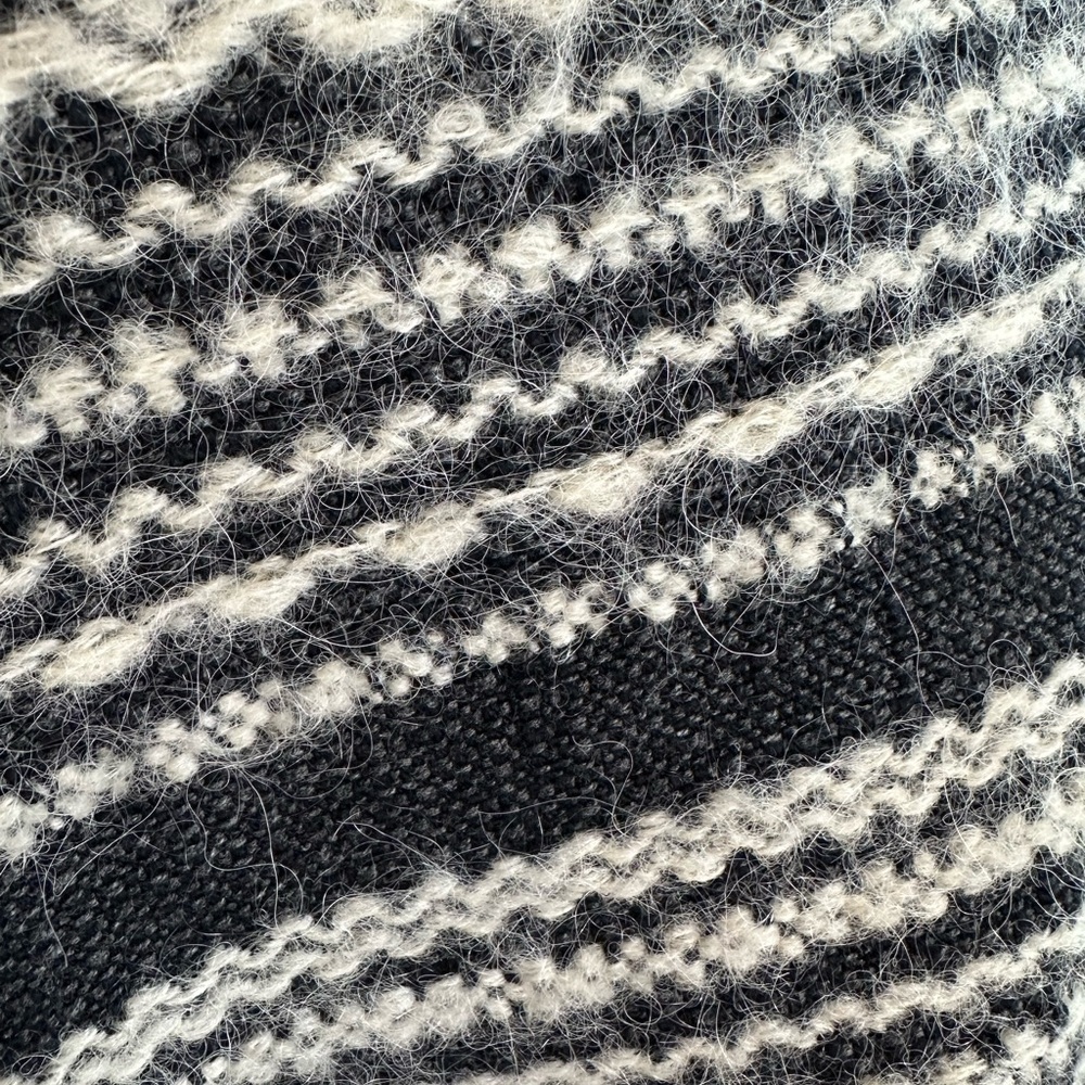Gryphon Anthropologie Poncho Sweater - Picture 6 of 10
